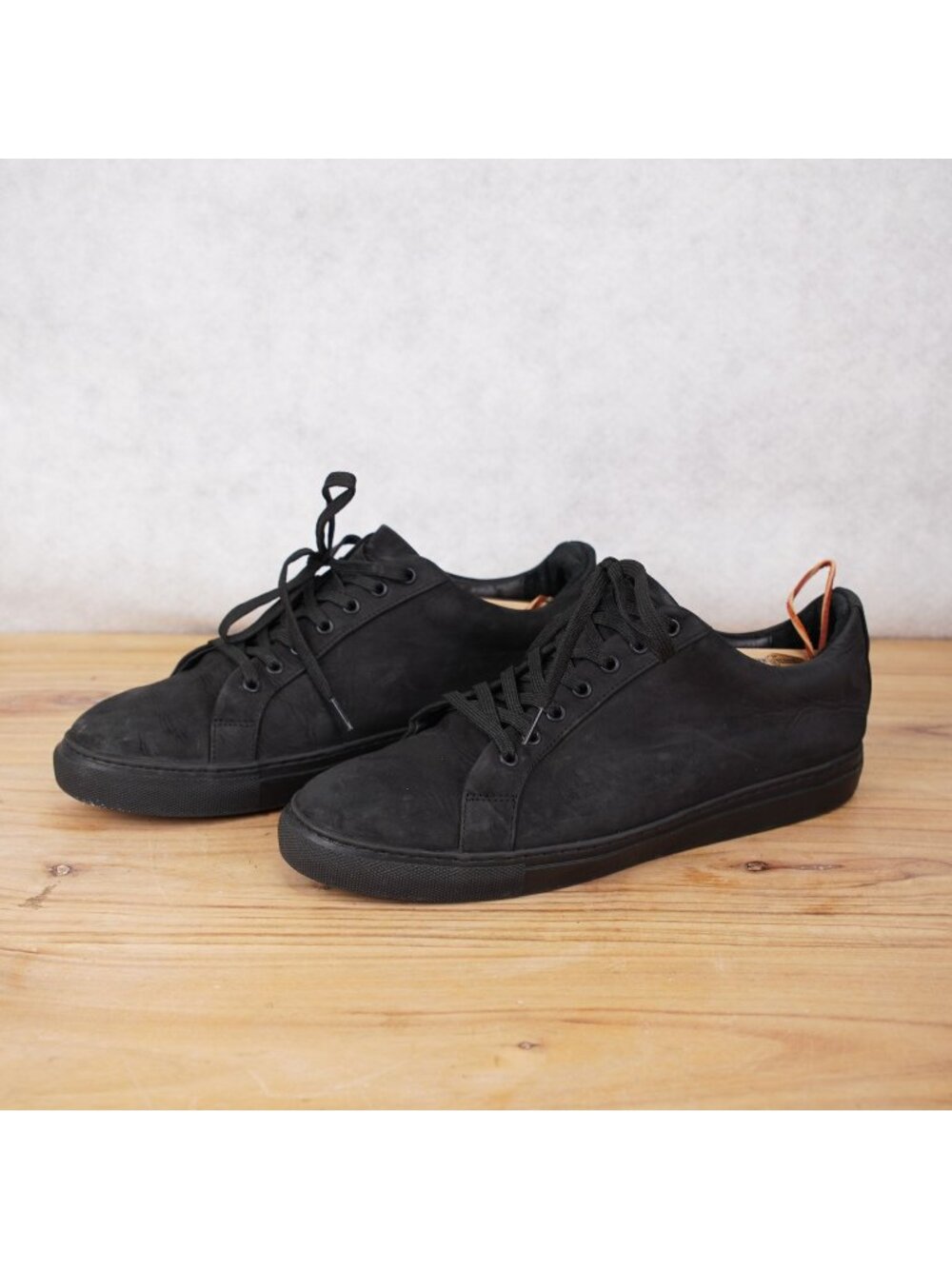 Thursday Boot Co Mens Black Low-Top Sneakers Lace-Up Suede Leather Upper Sz 10.5
